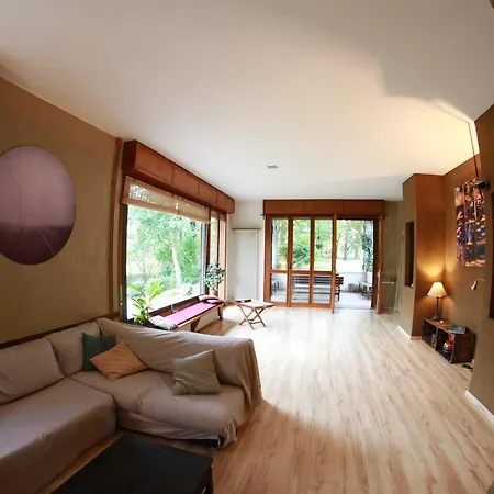 Agata ベッド・アンド・ブレックファスト 3*